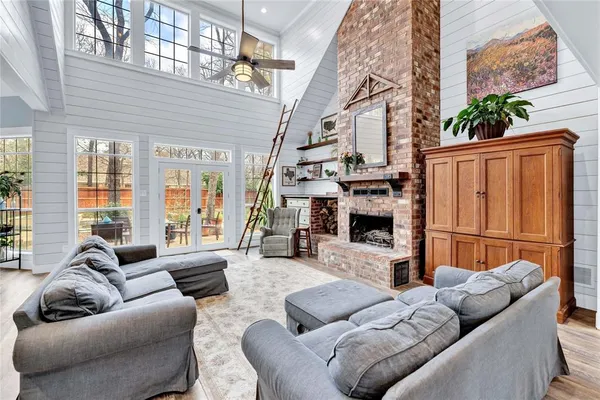 $700,000 | 35 Oak Forrest Circle, Denton, TX 76210