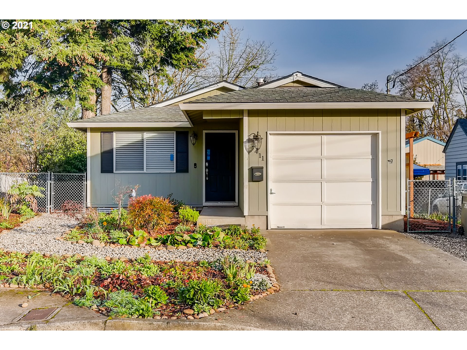 7411 Southeast Rural Street Portland, OR 97206 - Photo 1 of 32 Gallery Image 1