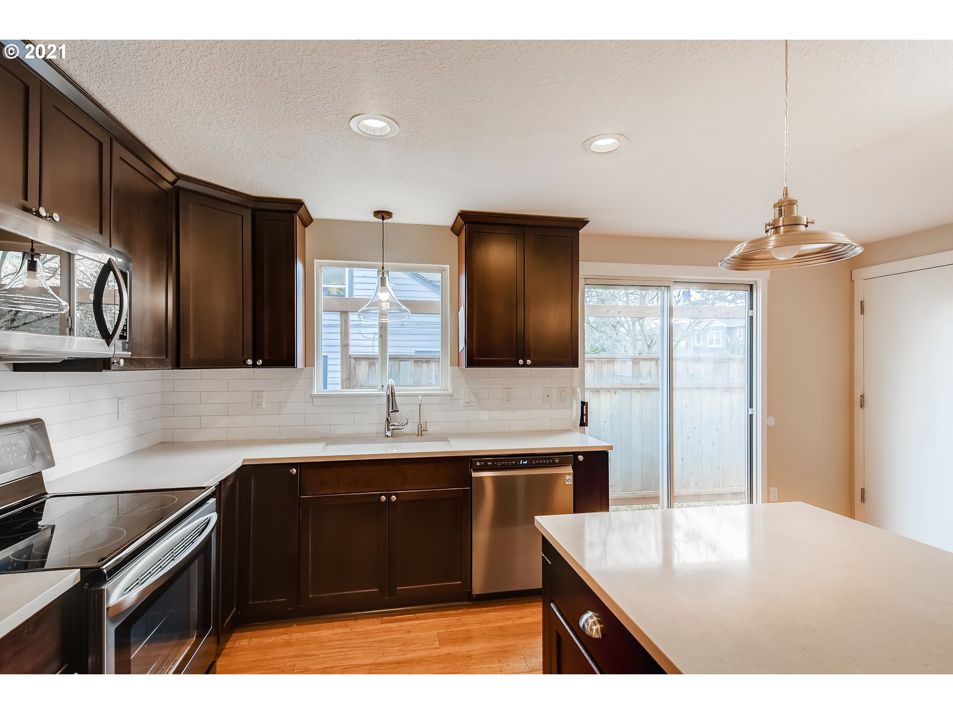 7411 Southeast Rural Street Portland, OR 97206 - Photo 14 of 32 Gallery Image 14