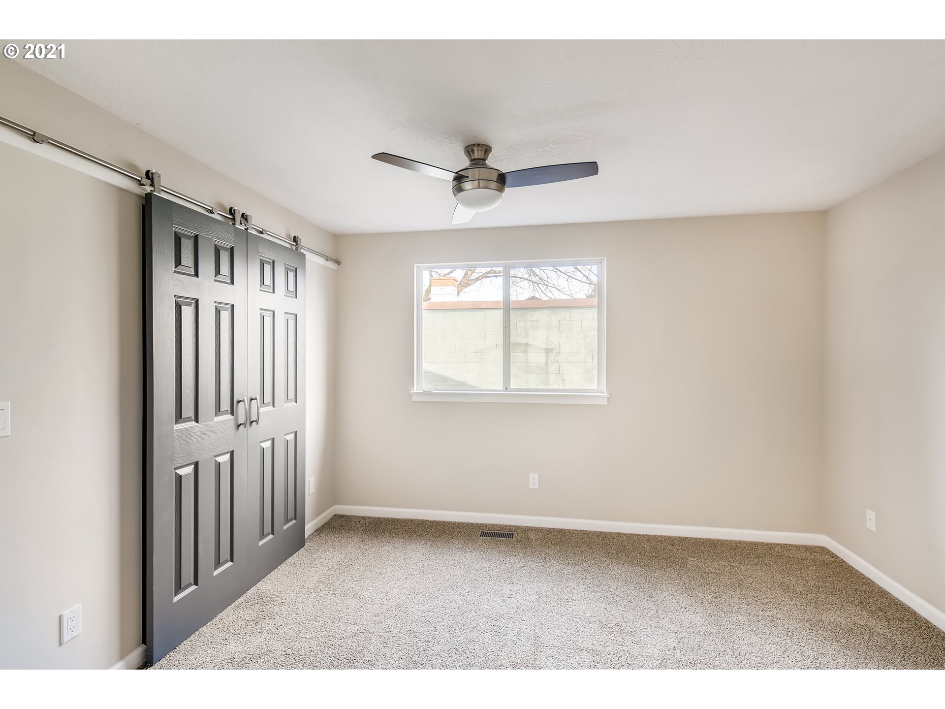 7411 Southeast Rural Street Portland, OR 97206 - Photo 16 of 32 Gallery Image 16