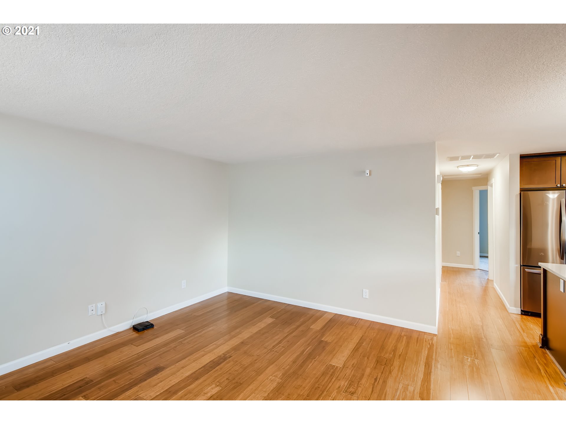 7411 Southeast Rural Street Portland, OR 97206 - Photo 7 of 32 Gallery Image 7