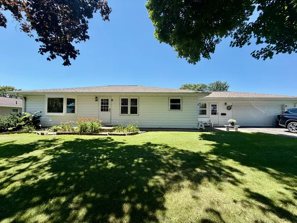 $229,000 | 715 Hagar Avenue, Milledgeville, IL 61051