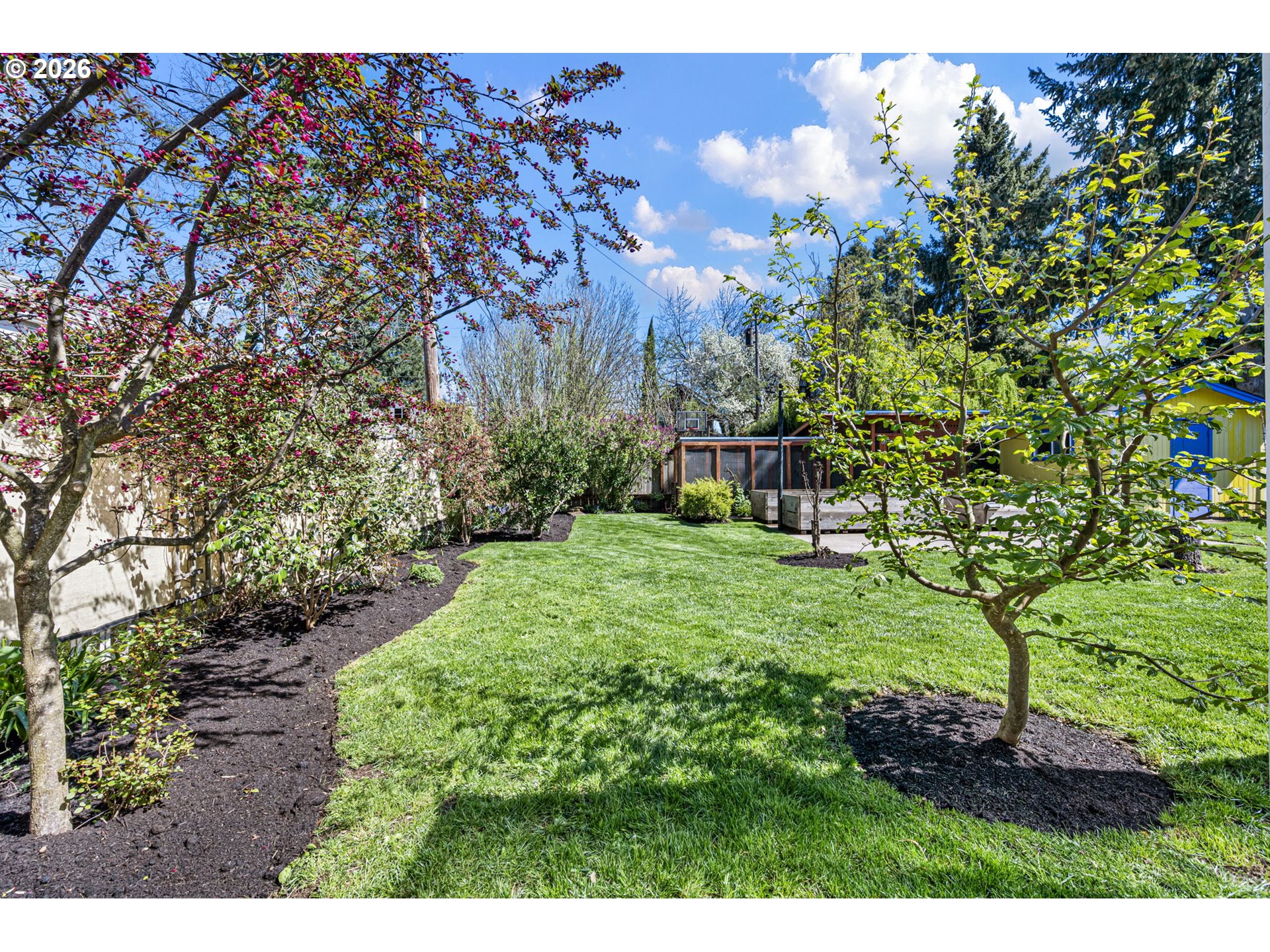 1255 Taylor Street Eugene, OR 97402 - Photo 38 of 48 a view of outdoor space and yard