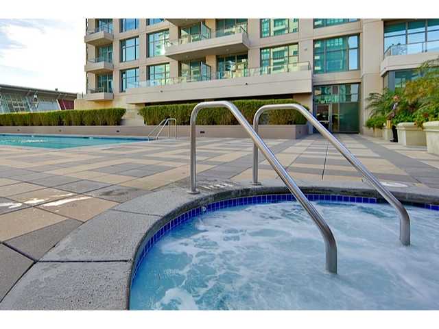 550 Front Street, Unit 1704 San Diego, CA 92101 - Photo 16 of 25 Spa/Pool