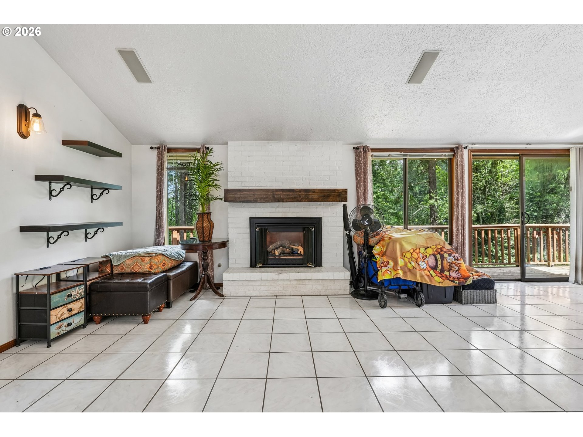13620 Southwest Fern Street Portland, OR 97223 - Photo 4 of 41
