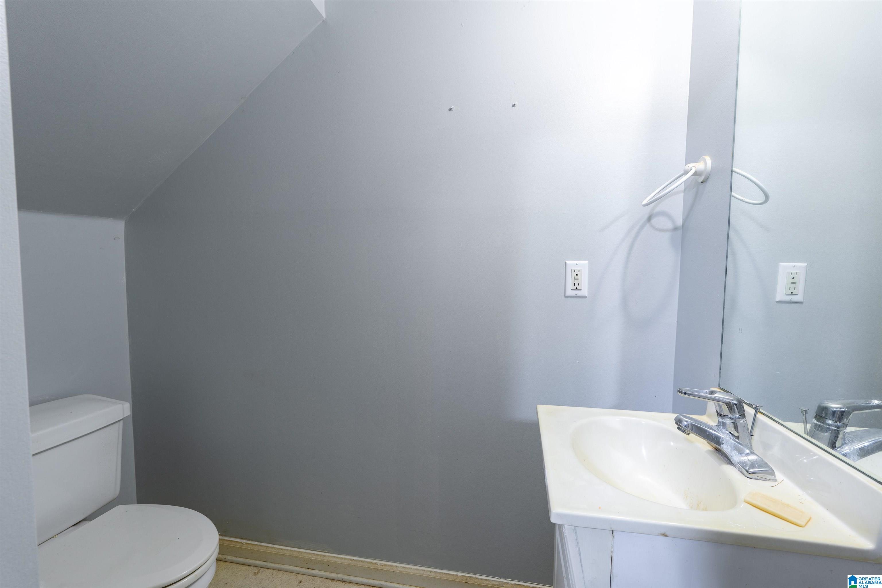 124 Maple Trace Hoover, AL 35244 - Photo 34 of 62 Gallery Image 34