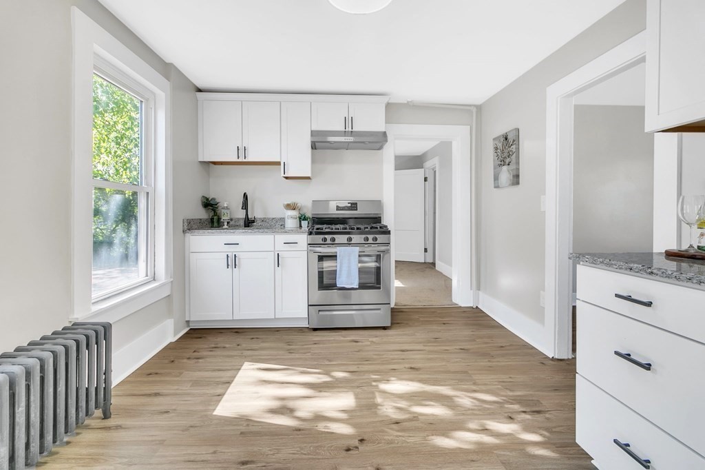 19 Beacon Street Springfield, MA 01109 - Photo 2 of 22 Gallery Image 2