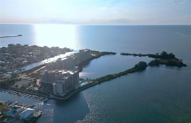 $235,000 | 5915 Sea Ranch Drive, Unit 704, Hudson, FL 34667