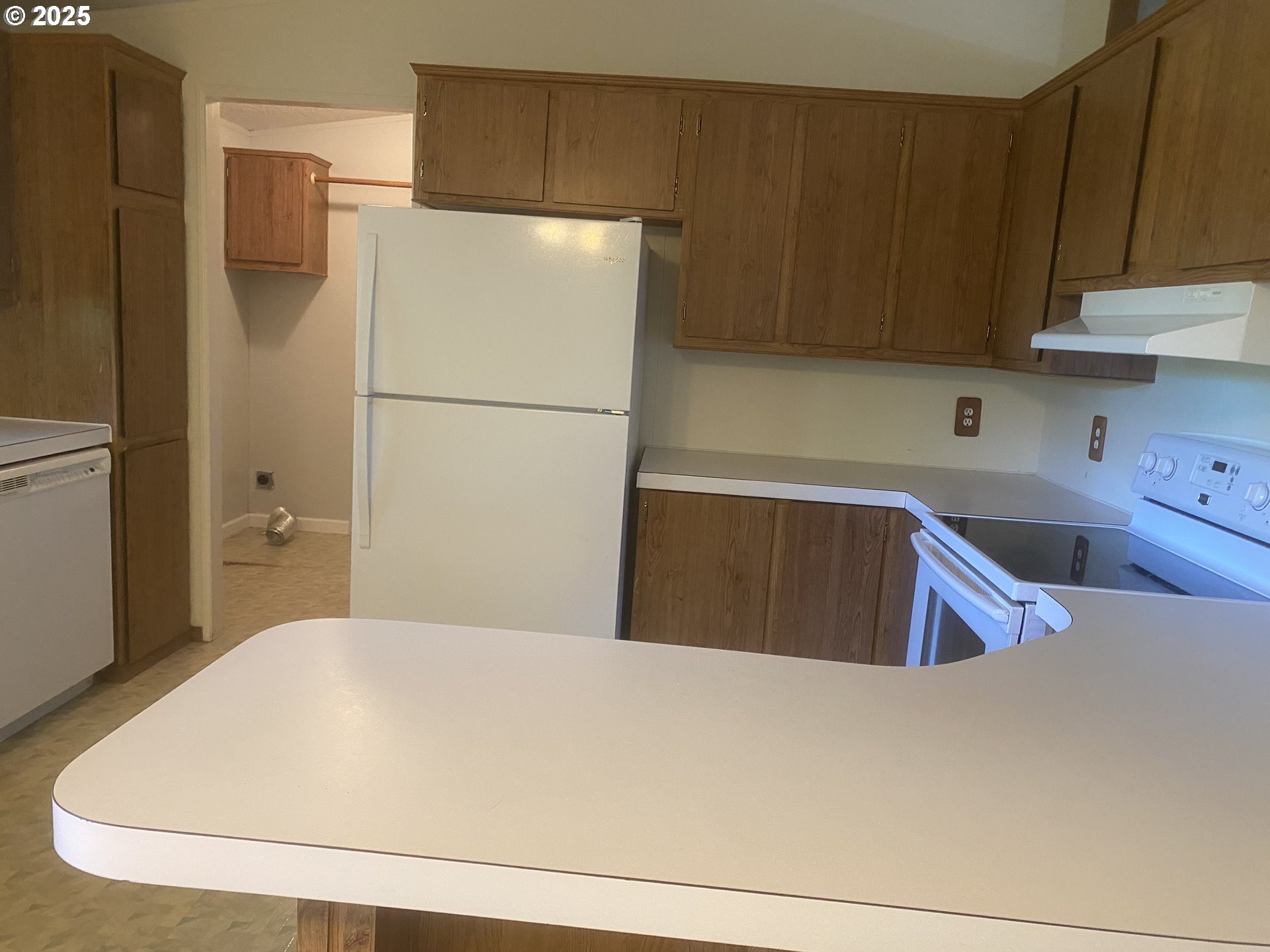 27645 Snyder Road, Unit 74 Junction City, OR 97448 - Photo 17 of 42 Kitchen
