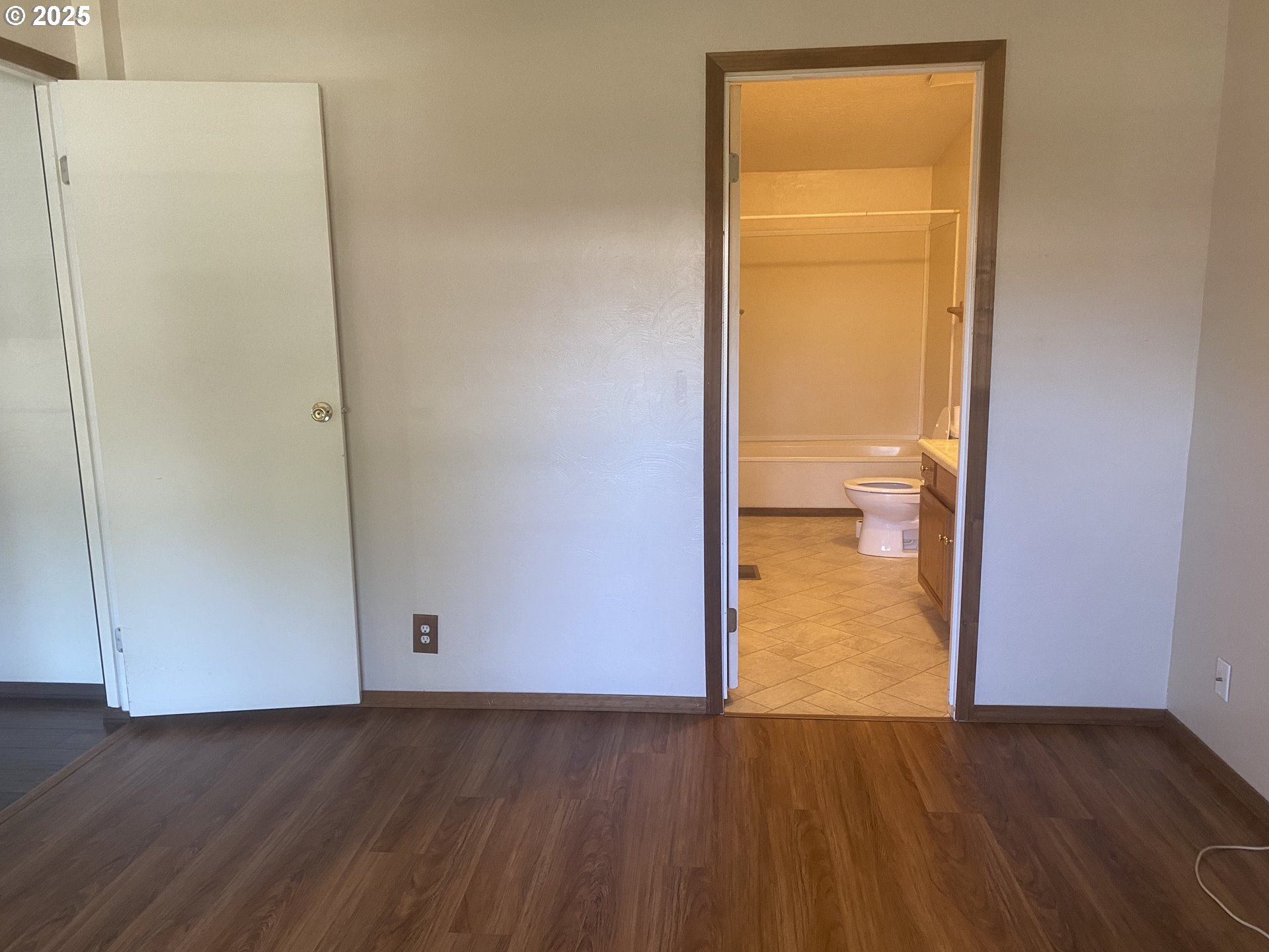 27645 Snyder Road, Unit 74 Junction City, OR 97448 - Photo 27 of 42 Primary Bedroom