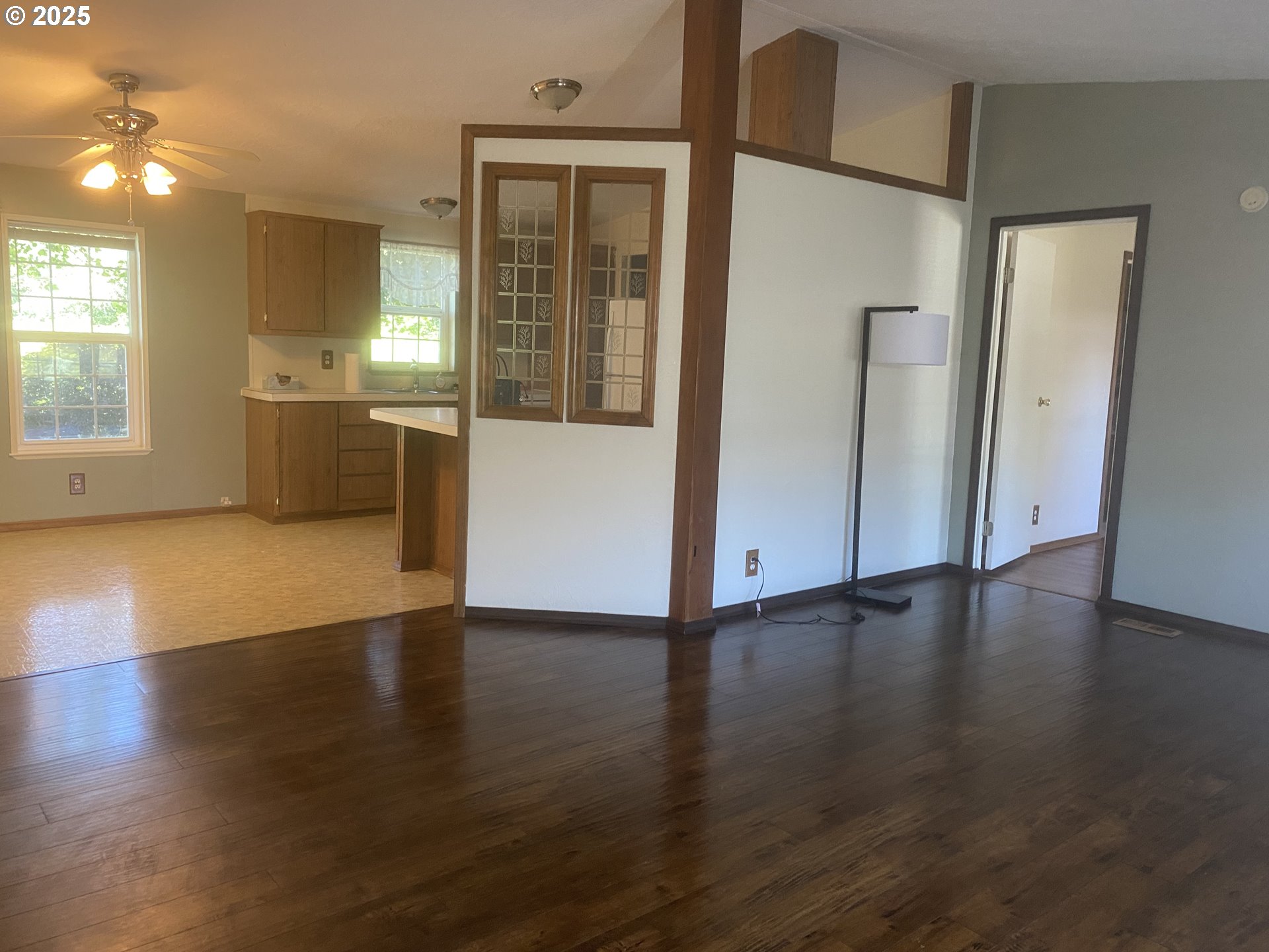 27645 Snyder Road, Unit 74 Junction City, OR 97448 - Photo 8 of 42 Living Room