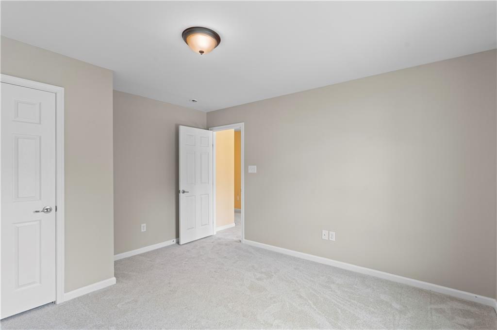 215 Long Ridge Drive Coraopolis, PA 15108 - Photo 29 of 50 BR 3