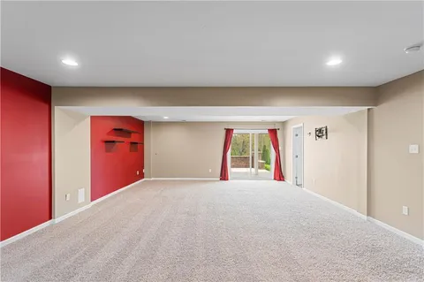 $600,000 | 215 Long Ridge Drive, Coraopolis, PA 15108