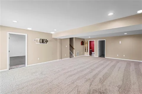 $600,000 | 215 Long Ridge Drive, Coraopolis, PA 15108