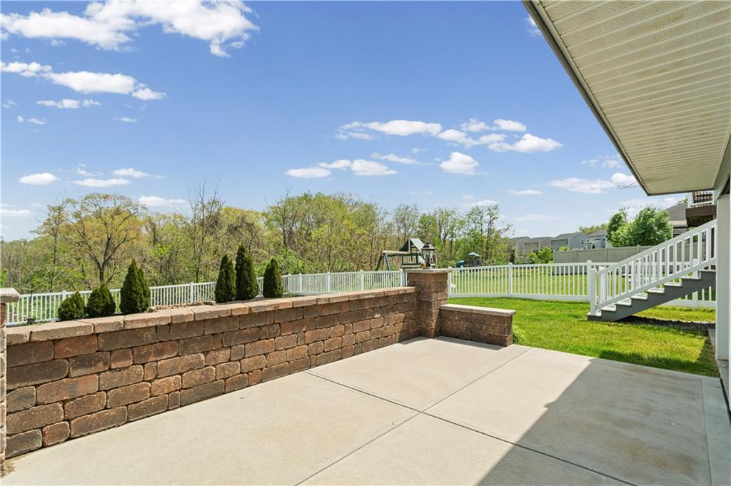 215 Long Ridge Drive Coraopolis, PA 15108 - Photo 47 of 50