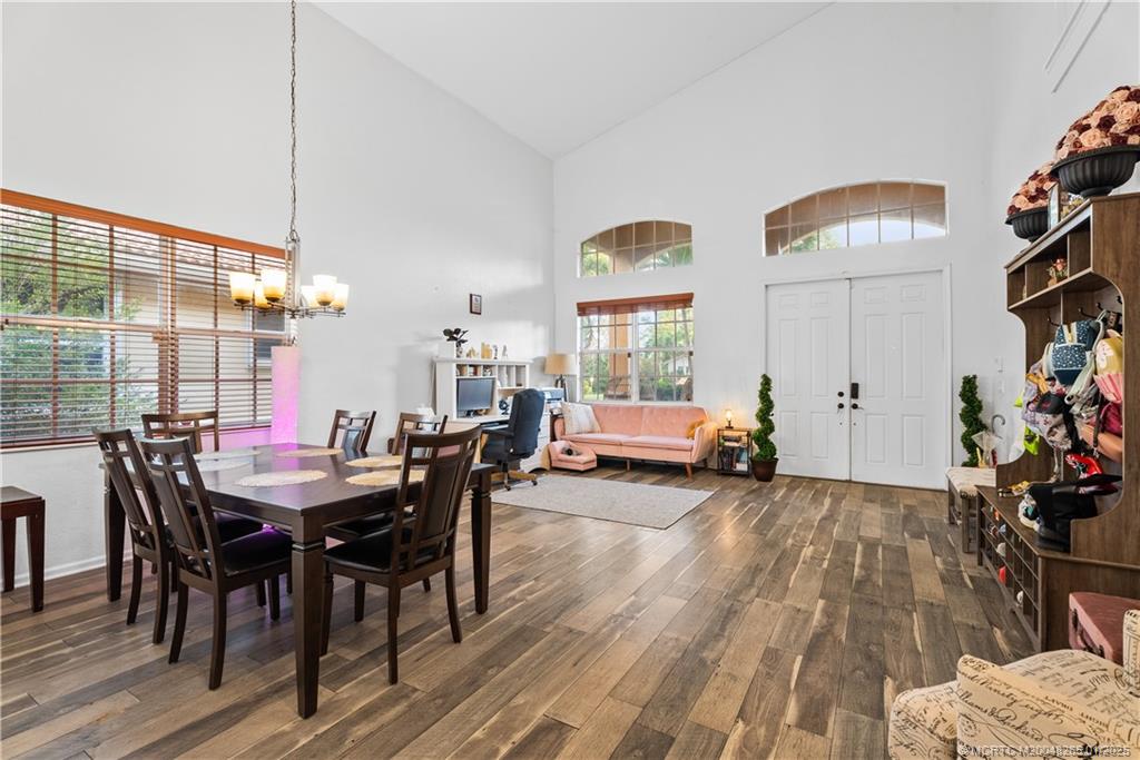 1365 Southeast Fleming Way Stuart, FL 34997 - Photo 12 of 33 Gallery Image 12