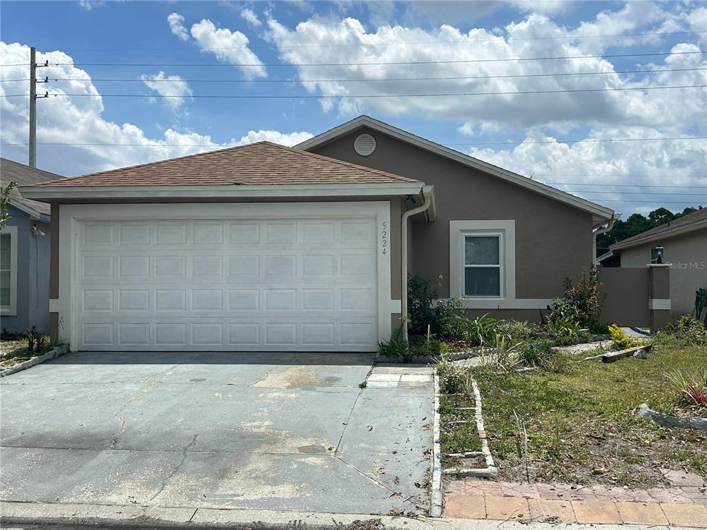 5224 Florida Holly Drive Orlando, FL 32811 - Photo 2 of 18