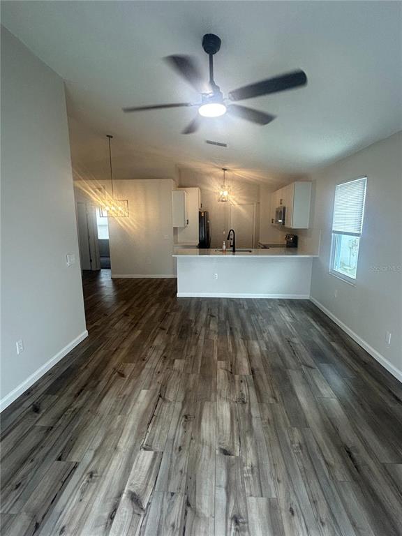 5224 Florida Holly Drive Orlando, FL 32811 - Photo 7 of 18
