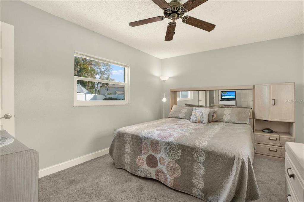 8301 Monarch Circle Seminole, FL 33772 - Photo 21 of 33