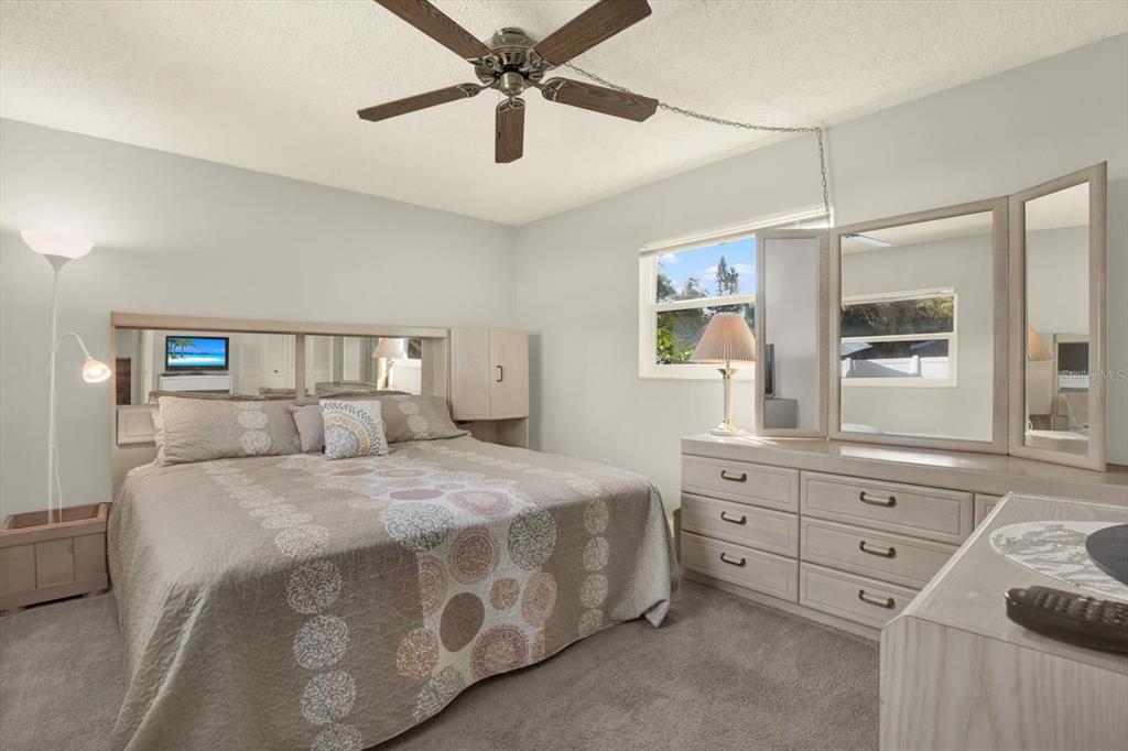 8301 Monarch Circle Seminole, FL 33772 - Photo 22 of 33