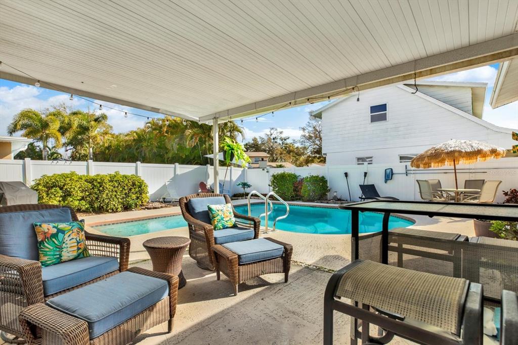 8301 Monarch Circle Seminole, FL 33772 - Photo 28 of 33