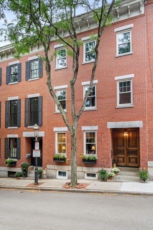 50 Baldwin Street Boston, MA 02129 - Photo 22 of 24 front view of a building