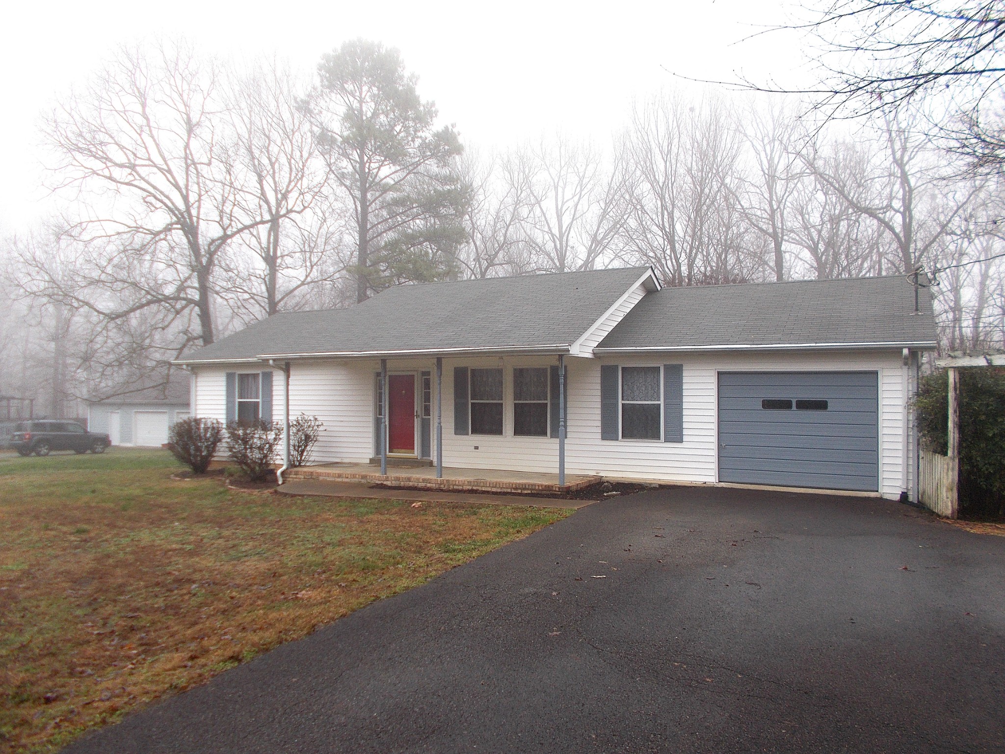1106 Blake Road Lyles, TN 37098 - Photo 3 of 36 Gallery Image 3