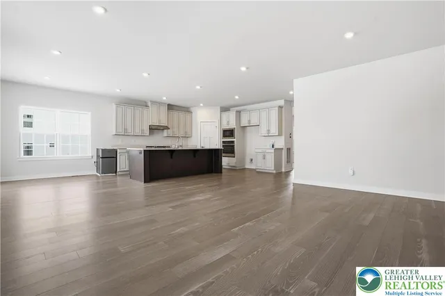 $728,888 | 6405 Robin Road, Lower Macungie Township, PA 18062