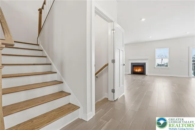 $728,888 | 6405 Robin Road, Lower Macungie Township, PA 18062