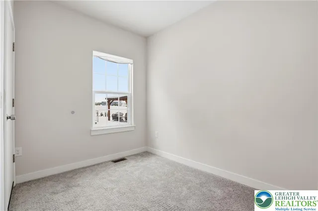 $728,888 | 6405 Robin Road, Lower Macungie Township, PA 18062