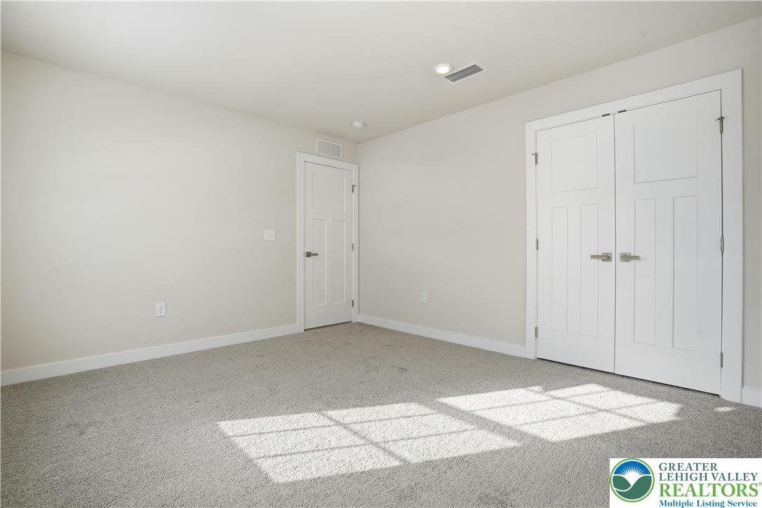 6405 Robin Road Lower Macungie Township, PA 18062 - Photo 39 of 70