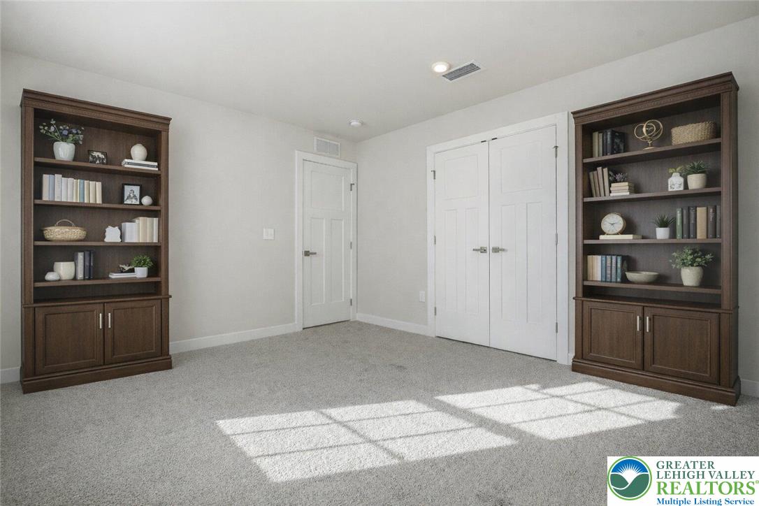 6405 Robin Road Lower Macungie Township, PA 18062 - Photo 40 of 70