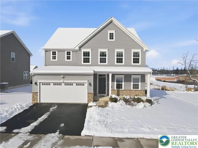 $728,888 | 6405 Robin Road, Lower Macungie Township, PA 18062
