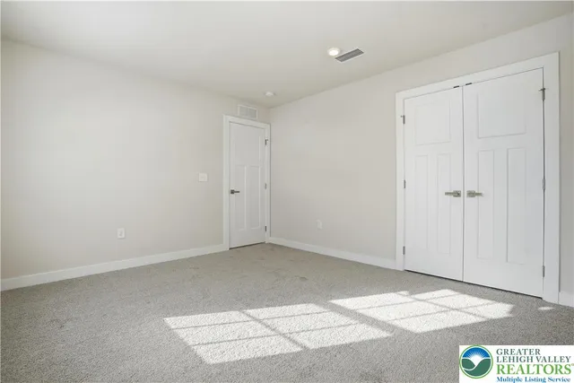 $728,888 | 6405 Robin Road, Lower Macungie Township, PA 18062