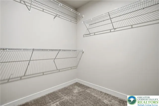 $728,888 | 6405 Robin Road, Lower Macungie Township, PA 18062