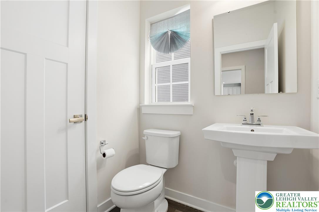 6405 Robin Road Lower Macungie Township, PA 18062 - Photo 49 of 70