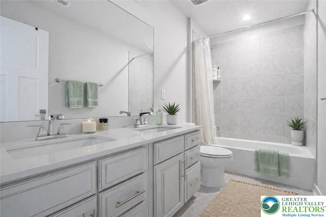 6405 Robin Road Lower Macungie Township, PA 18062 - Photo 50 of 70