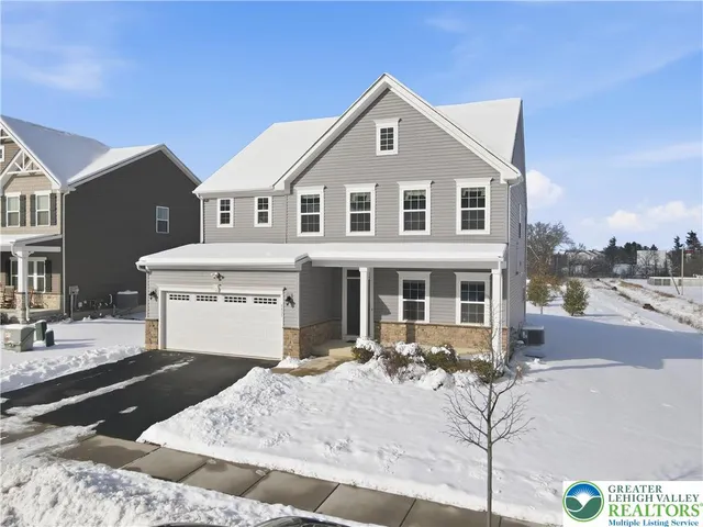 $728,888 | 6405 Robin Road, Lower Macungie Township, PA 18062