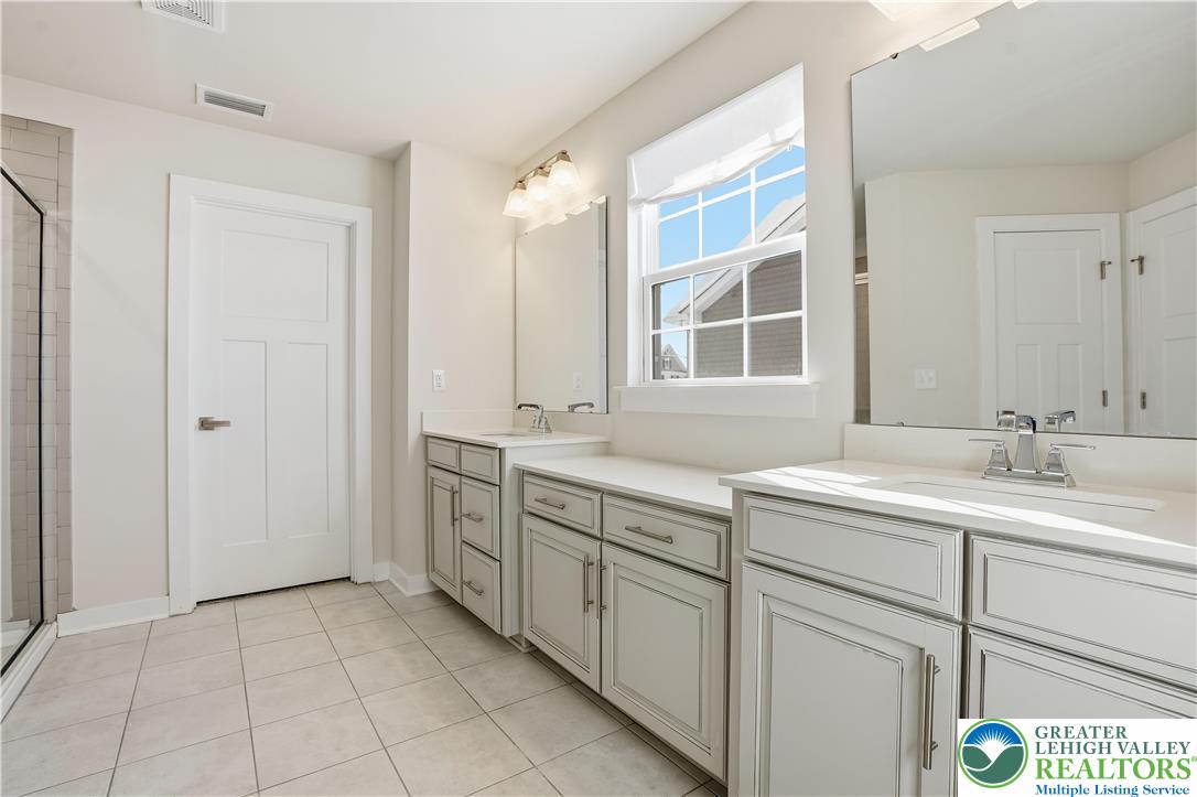 6405 Robin Road Lower Macungie Township, PA 18062 - Photo 52 of 70