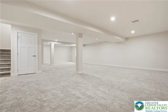 $728,888 | 6405 Robin Road, Lower Macungie Township, PA 18062