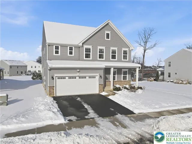 $728,888 | 6405 Robin Road, Lower Macungie Township, PA 18062
