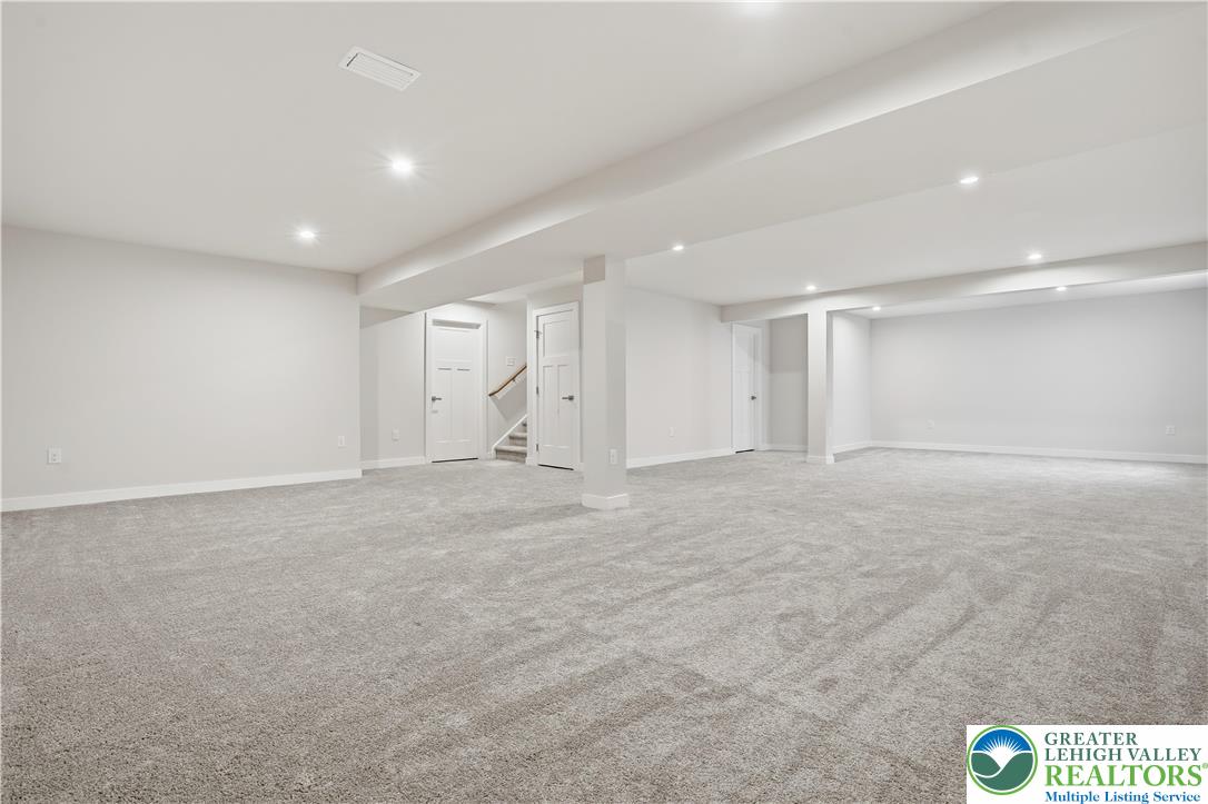 6405 Robin Road Lower Macungie Township, PA 18062 - Photo 62 of 70