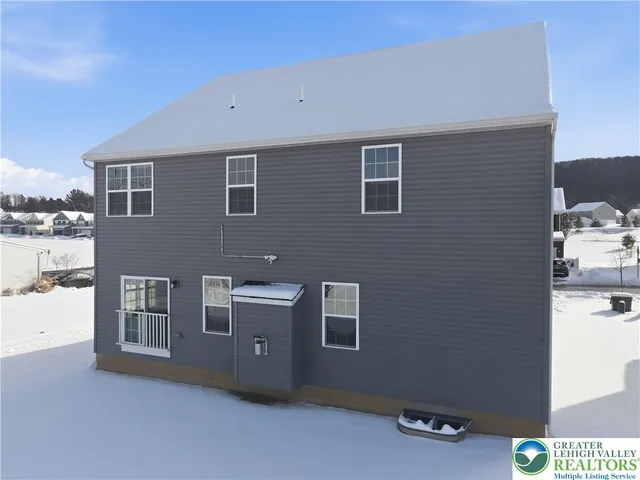 $728,888 | 6405 Robin Road, Lower Macungie Township, PA 18062