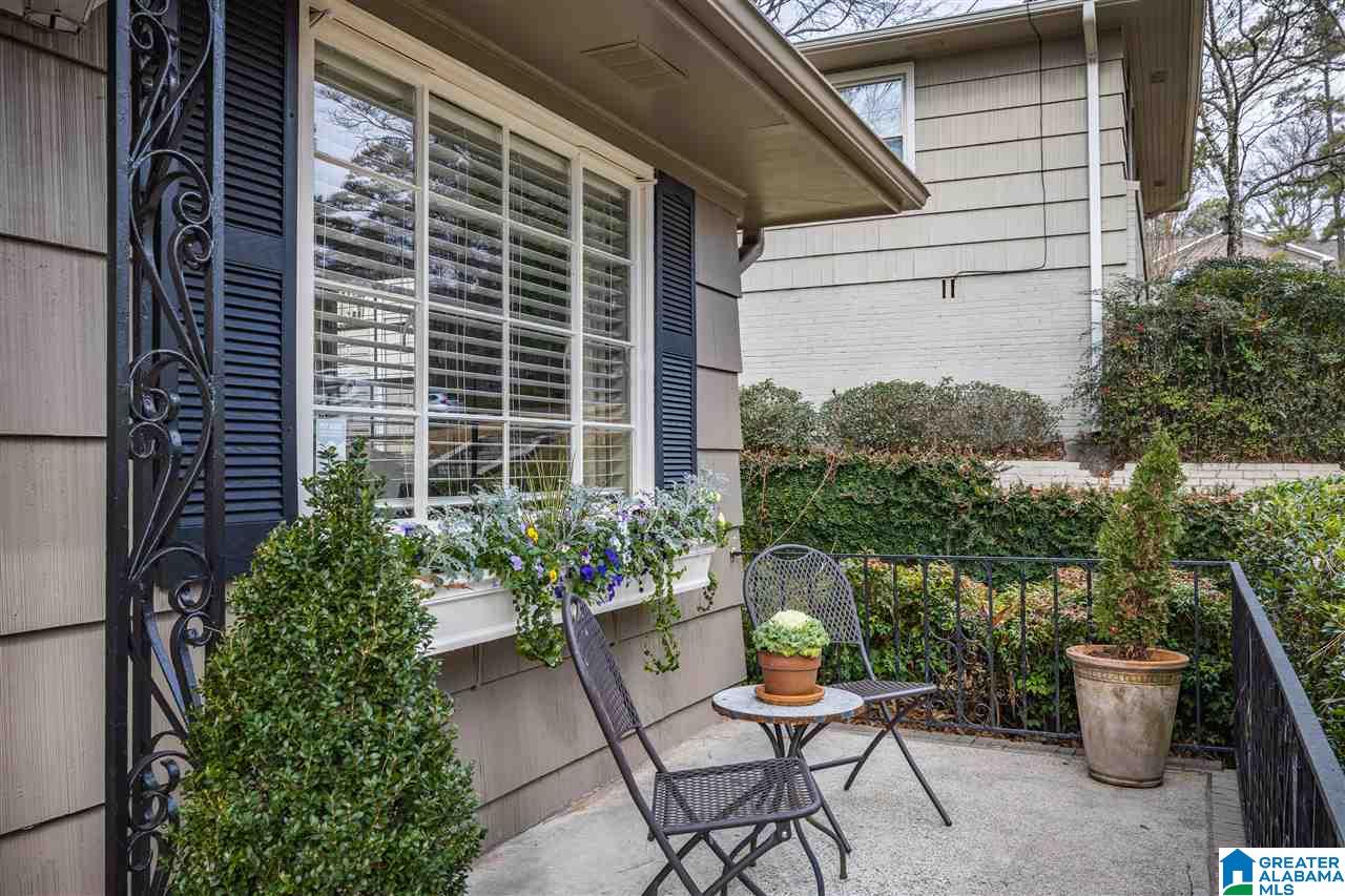 708 Crest Lane Birmingham, AL 35209 - Photo 7 of 28
