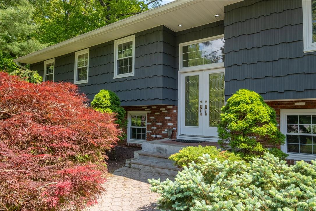 6 Helper Court Chestnut Ridge, NY 10977 - Photo 1 of 1 Gallery Image 1