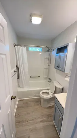 $1,900 | 1746 East Avalon Circle, Charleston, SC 29407