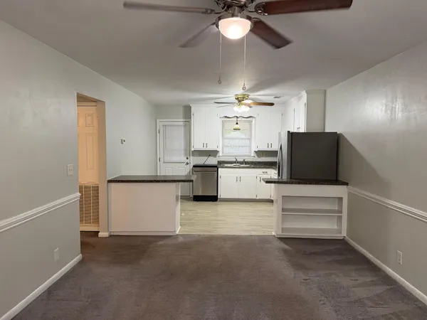 $1,650 | 1746 East Avalon Circle, Unit B, Charleston, SC 29407