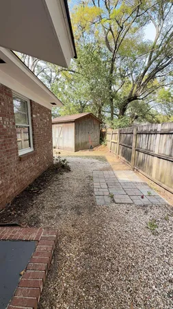 $1,900 | 1746 East Avalon Circle, Charleston, SC 29407