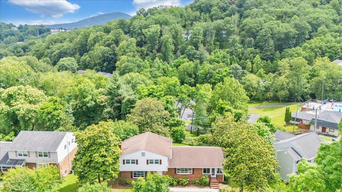 5920 Brahma Road Roanoke, VA 24018 - Photo 63 of 77 070-DJI_20260527153332_0011_D