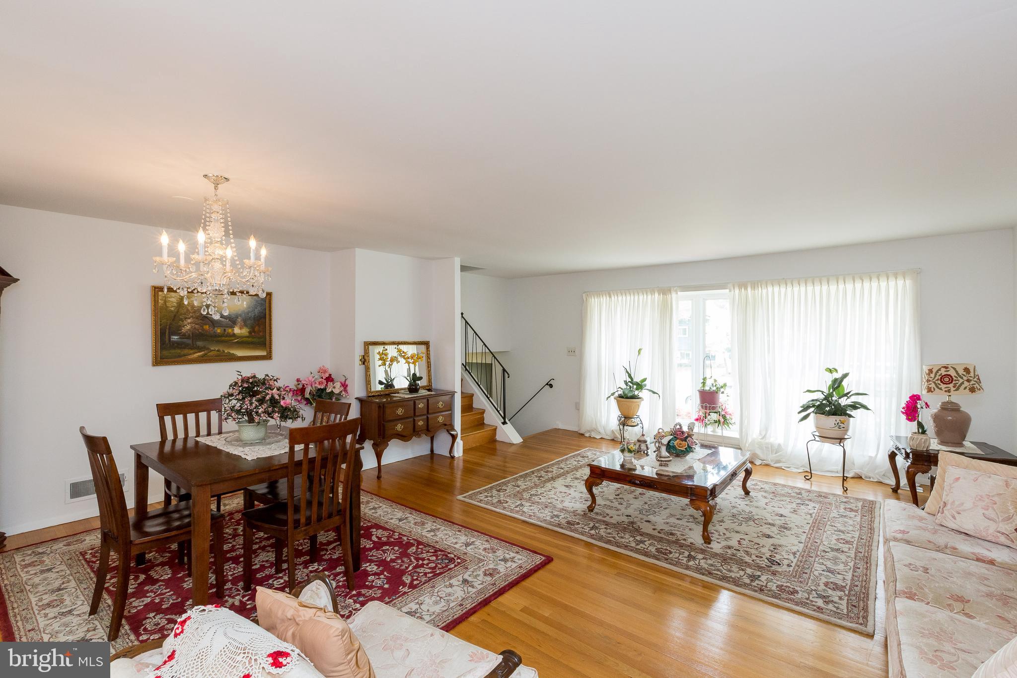 4400 Emden Street Silver Spring, MD 20906 - Photo 11 of 35 Extra Large Living Area 3